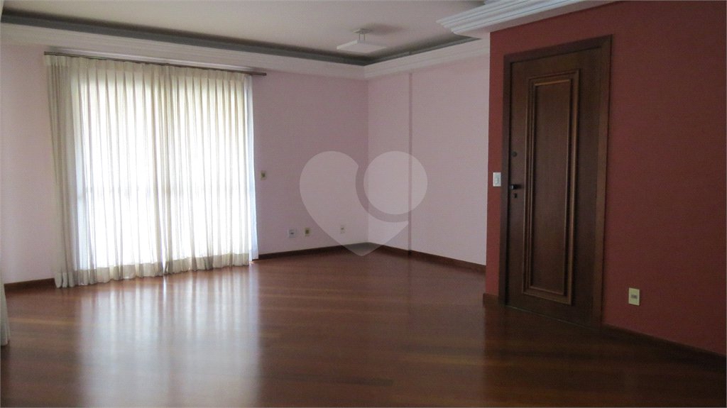 Apartamento à venda com 4 quartos, sendo 2 suítes,  em Cambuí, Campinas, SP