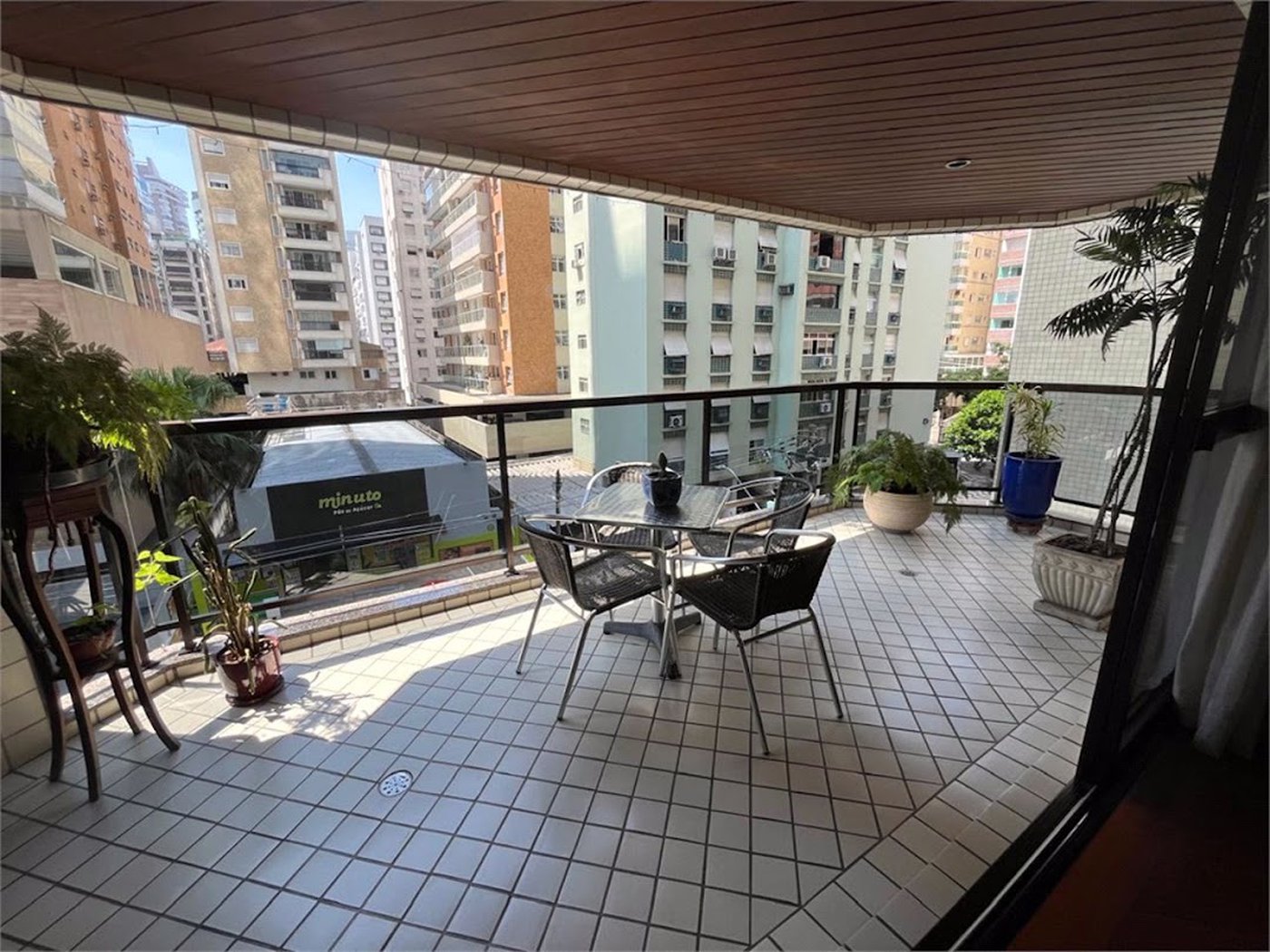 Apartamento Residencial à venda, Gonzaga, Santos - AP0854.