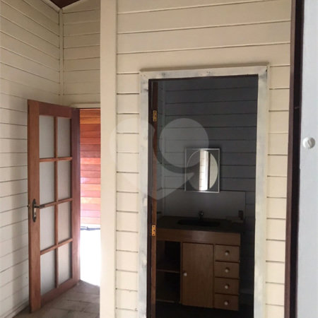Casa à venda com 3 quartos, sendo 1 suíte, no condomínio Zuleika Jabour, Salto - SP