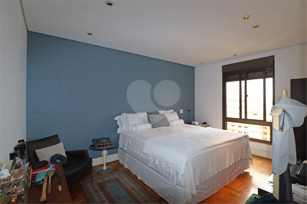 Apartamento à venda com 3 suítes em Vila Suzana, São Paulo, SP