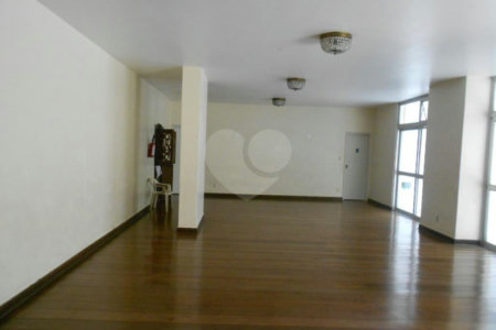 Apartamento à venda com 3 quartos, sendo 1 suíte,  em Santa Cecília, São Paulo, SP