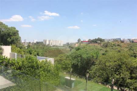Casa à venda ou para alugar com 4 suítes em Alphaville, Santana de Parnaíba, SP