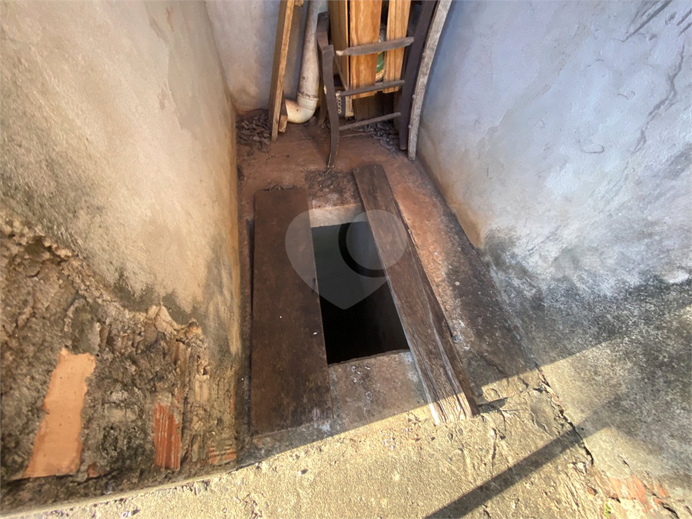 Casa à venda com 3 quartos, sendo 1 suíte, em Parque Residencial Monte Carlo, Ponta Porã, MS