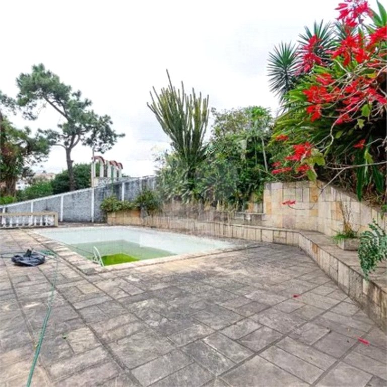 Casa à venda ou para alugar com 4 suítes em Vila Comercial, São Paulo, SP