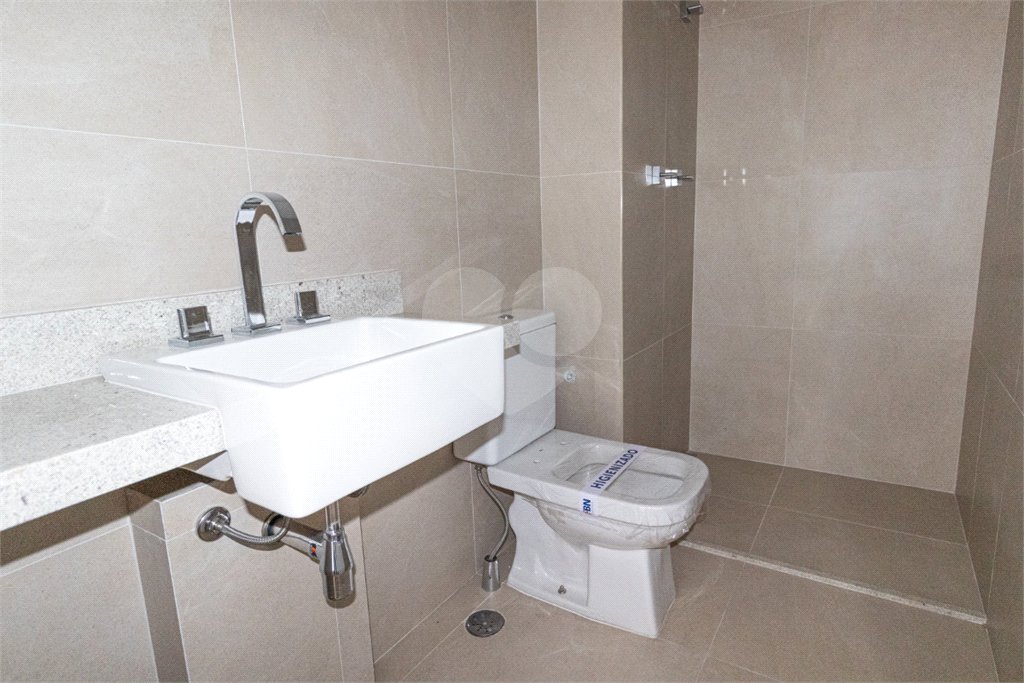 Apartamento à venda com 2 suítes em Jardim Morumbi, São Paulo, SP