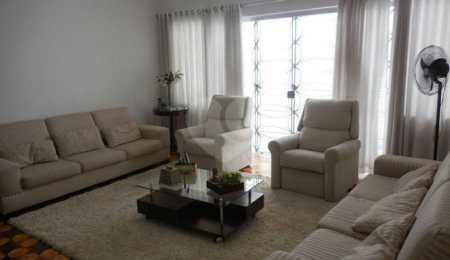 Casa à venda com 4 quartos, sendo 3 suítes,  em Jardim Franca, São Paulo, SP