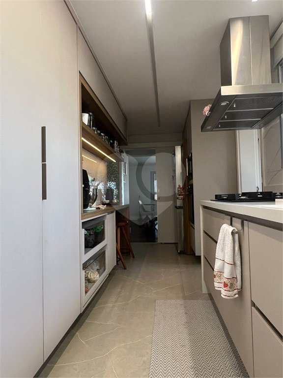 Apartamento à venda com 3 suítes em Jardim Marajoara, São Paulo, SP