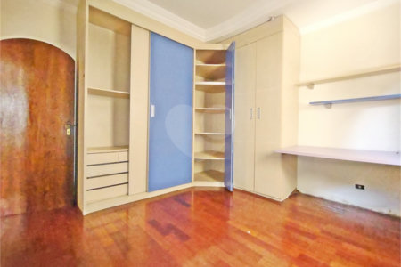 Casa à venda com 3 quartos, sendo 1 suíte, em Vila Mazzei, São Paulo, SP