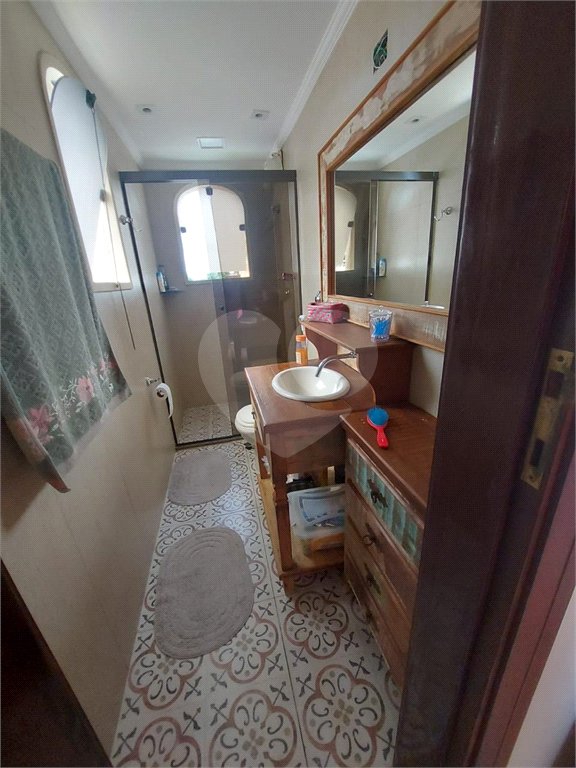 Apartamento à venda com 3 quartos, sendo 1 suíte,  em Enseada, Guarujá, SP