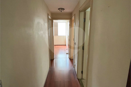 Apartamento à venda com 3 quartos, sendo 1 suíte, em Itaim Bibi, São Paulo, SP