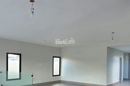 Casa à venda com 3 suítes em Loteamento Greenfield, Atibaia, SP