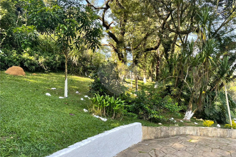 Casa à venda com 4 quartos no condomínio Jardim São Gonçalo, Mairiporã - SP