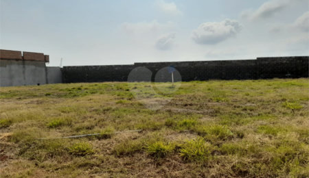 Terreno à venda no condomínio Recanto do Sabiá, São Carlos - SP