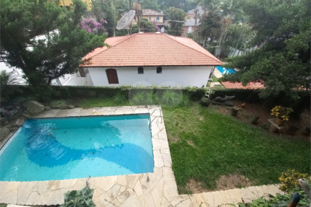 Sobrado à venda com 4 quartos, sendo 2 suítes, em Fazenda Morumbi, São Paulo, SP