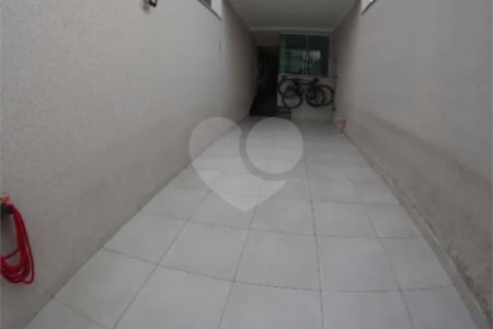 Sobrado à venda com 3 quartos, sendo 1 suíte, em Vila Lúcia, São Paulo, SP
