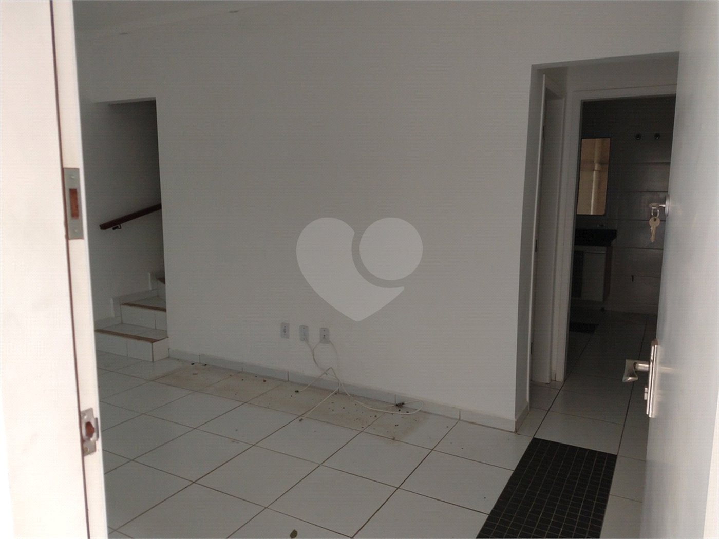 Casa à venda com 2 suítes no condomínio Olido, Atibaia - SP