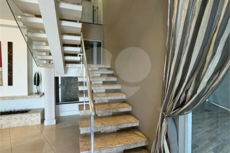 Casa à venda com 4 suítes em Vila Nova Parada, São Paulo, SP