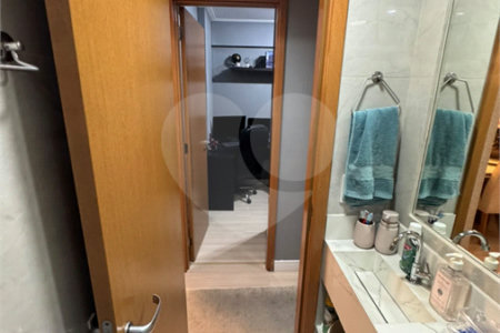 Apartamento à venda com 3 quartos, sendo 2 suítes, em Campo Grande, Rio de Janeiro, RJ