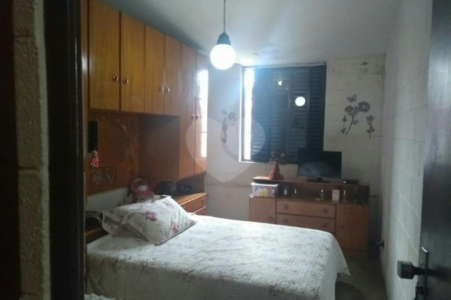 Casa à venda com 3 quartos, sendo 1 suíte, em Jardim São Paulo(zona Norte), São Paulo, SP