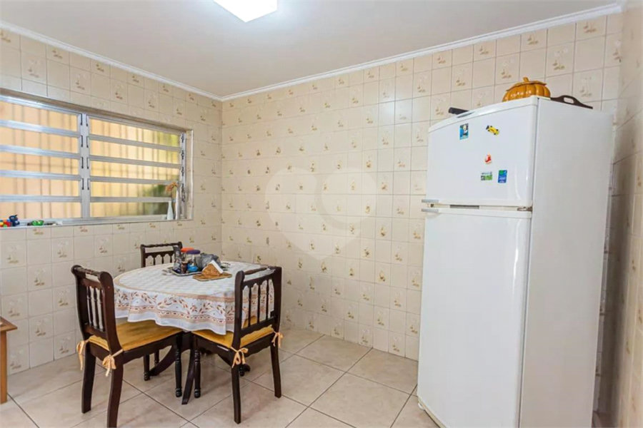 Sobrado à venda com 3 quartos, sendo 1 suíte, em Vila Carolina, São Paulo, SP