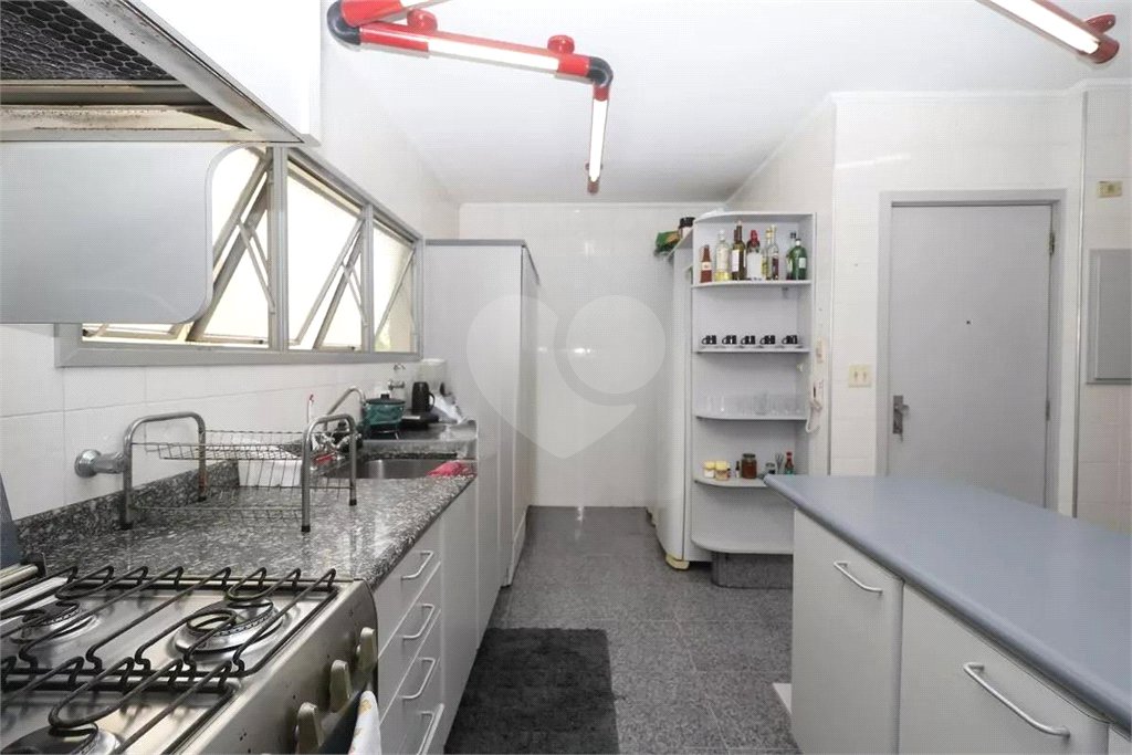 Apartamento à venda com 5 quartos, sendo 2 suítes, em Vila Clementino, São Paulo, SP