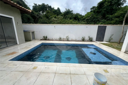 Casa à venda com 3 suítes em Caravelas, Armação dos Búzios, RJ