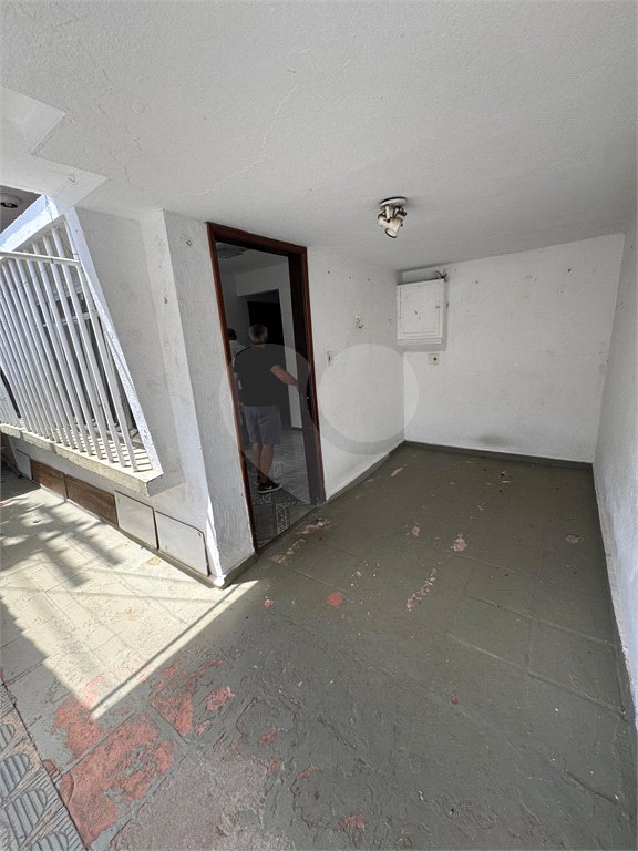 Casa à venda com 2 quartos, sendo 1 suíte,  em Vila Augusta, Guarulhos, SP