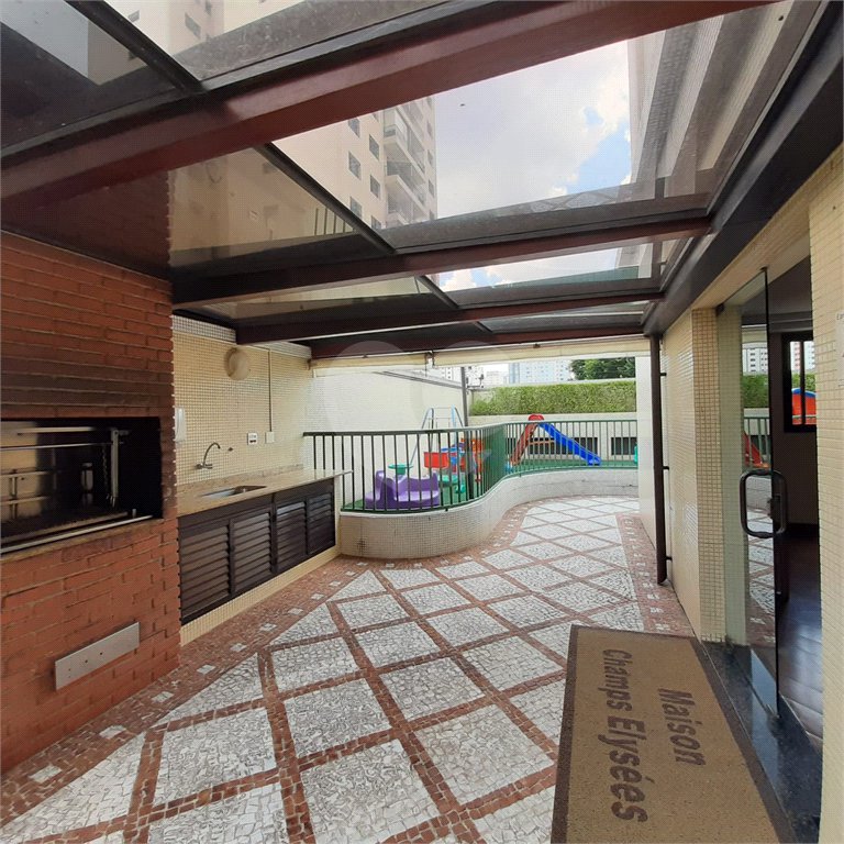 Apartamento à venda com 3 quartos, sendo 1 suíte, em Campo Belo, São Paulo, SP