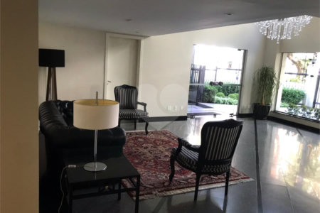 Apartamento à venda com 4 quartos, sendo 3 suítes, em Indianópolis, São Paulo, SP