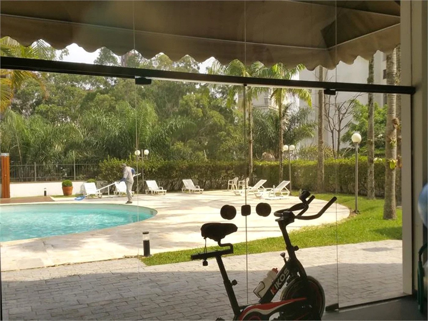 Apartamento à venda ou para alugar com 4 suítes em Vila Suzana, São Paulo, SP