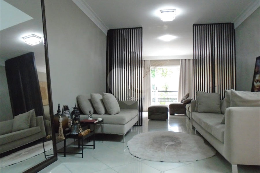 Sobrado à venda com 4 quartos, sendo 3 suítes, em Jardim França, São Paulo, SP