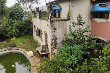 Casa à venda com 7 quartos, sendo 2 suítes,  em Brooklin Paulista, São Paulo, SP