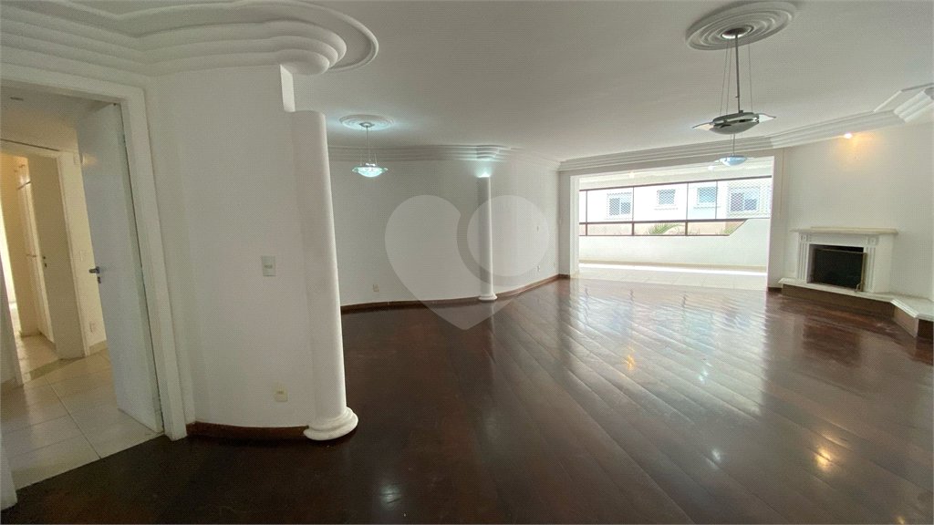 Apartamento para alugar com 3 suítes em Chácara Santo Antônio, São Paulo, SP
