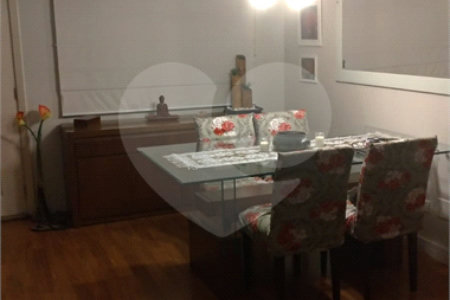 Casa à venda com 3 quartos, sendo 1 suíte, no condomínio Jardim Previdencia, São Paulo - SP