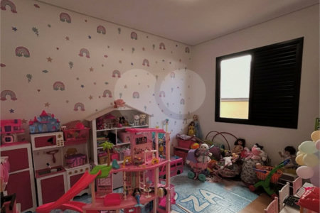 Casa à venda com 3 quartos, sendo 1 suíte, no condomínio Bosque dos Pires, Itatiba - SP