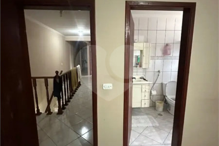 Casa à venda com 5 quartos, sendo 1 suíte,  em Parque Fernanda, São Paulo, SP