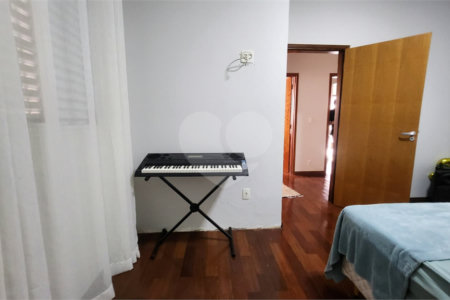 Casa à venda com 3 quartos, sendo 1 suíte,  em Cidade Jardim, Araraquara, SP