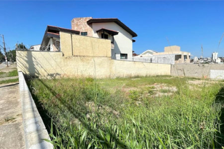 Casa à venda com 3 quartos, sendo 1 suíte, em Jardim Pires de Mello, Sorocaba, SP