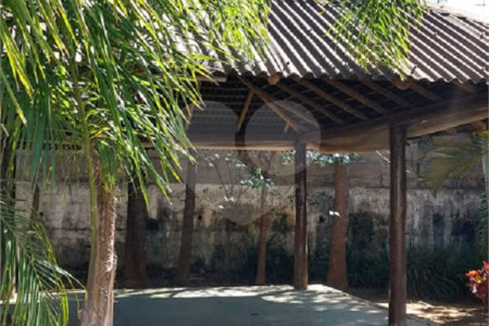 Terreno à venda com 1 suíte em Pinheirinho, Vinhedo, SP