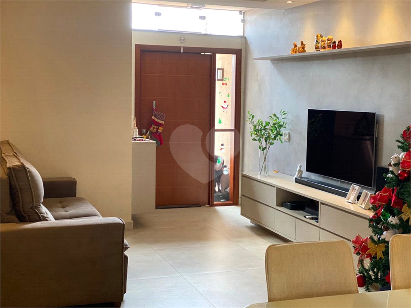 Casa à venda com 3 quartos, sendo 1 suíte, no condomínio Residencial Nova Aliança, Ribeirão Preto - SP