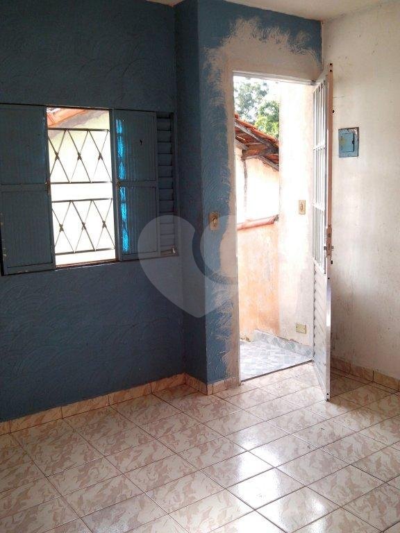 Sobrado à venda com 2 quartos em Tremembé, São Paulo, SP