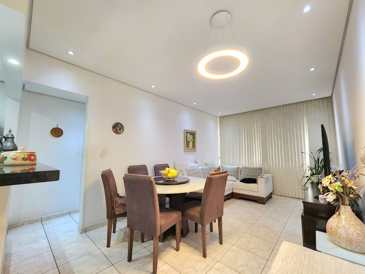 Apartamento 2 Dormitórios com Vista Mar, 1 Suíte e 50m da Praia – Santos