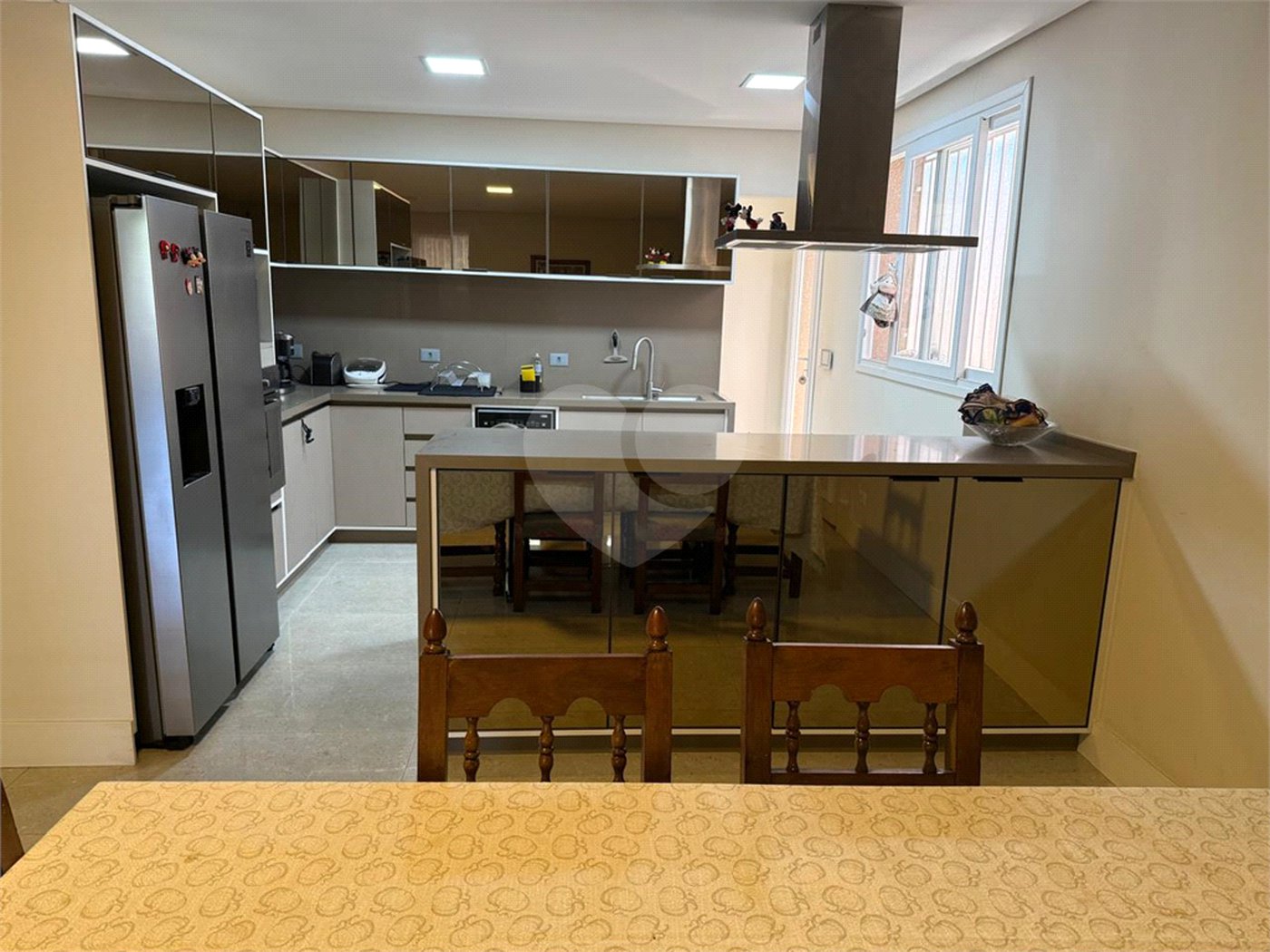 Sobrado à venda com 5 quartos, sendo 3 suítes, em Jardim Franca, São Paulo, SP