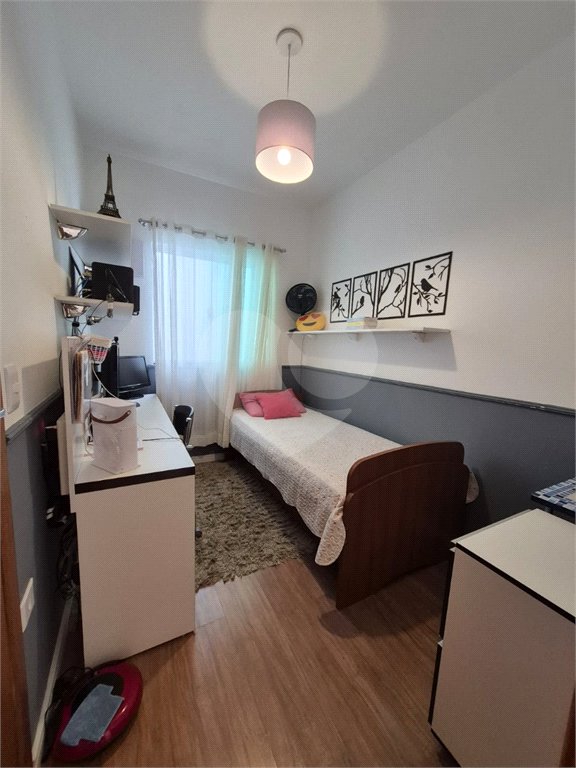 Sobrado à venda com 3 suítes em Vila Nivi, São Paulo, SP