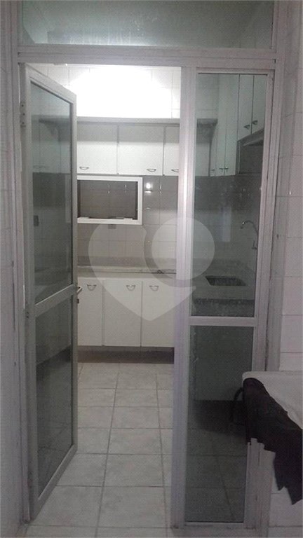 Apartamento à venda com 3 quartos, sendo 1 suíte,  em Jardim Parque Morumbi, São Paulo, SP