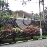 Casa à venda com 4 quartos, sendo 1 suíte,  no condomínio Parque Imperial da Cantareira, Mairiporã - SP