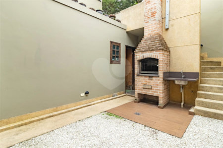 Casa à venda com 3 quartos, sendo 1 suíte, em Jardim Paulistano, São Paulo, SP