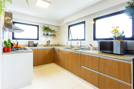 Apartamento à venda com 3 quartos, sendo 1 suíte, em Alto da Boa Vista, São Paulo, SP