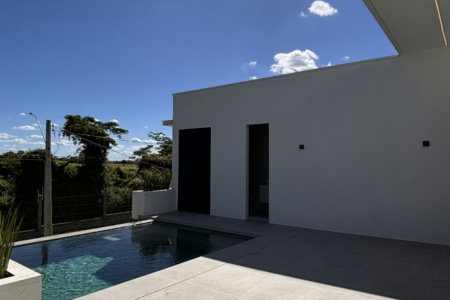 Casa à venda com 4 quartos, sendo 2 suítes, no condomínio Residencial Damha Belvedere, Presidente Prudente - SP