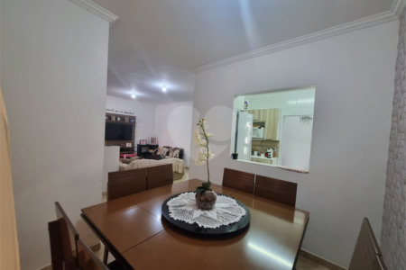 Casa Térrea à venda com 2 quartos, sendo 1 suíte,  em Jardim Wanel Ville V, Sorocaba, SP